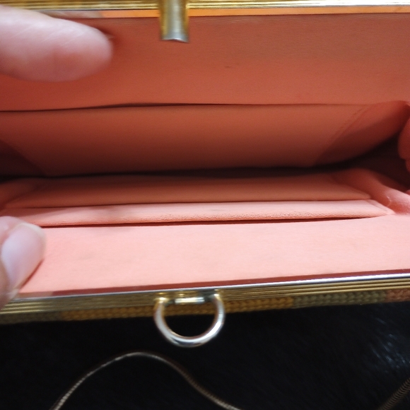 Camouflaged Hand bag - Picture 5 of 6